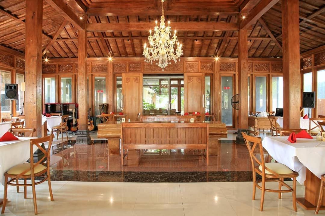 Djembar Inn Kalasan Экстерьер фото
