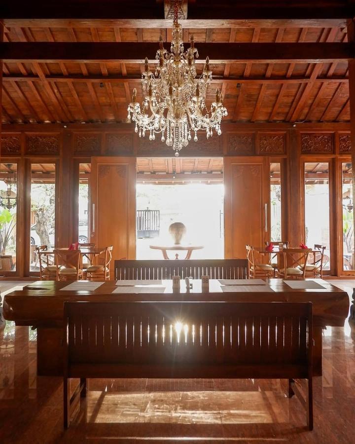 Djembar Inn Kalasan Экстерьер фото